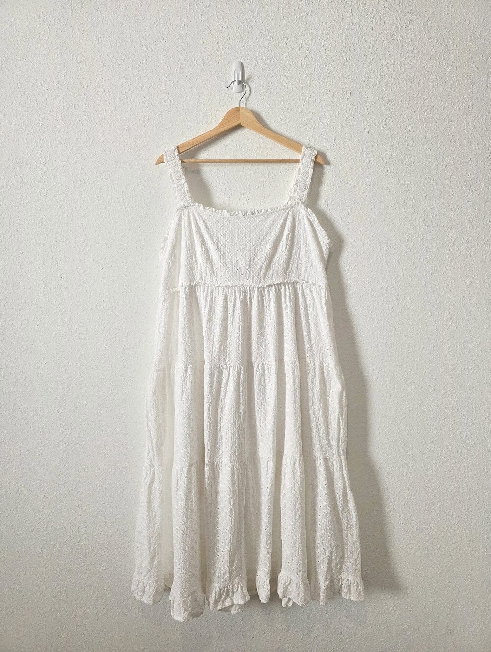 Arula Floral Embroidered Midi Dress 1X